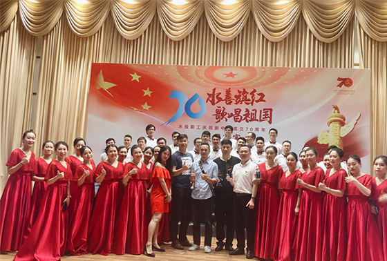 得獎合影.jpg 得獎合影.jpg